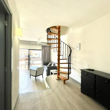 Appartamento Pool View With Wifi, Terrace, Kitchen At 600m Cristianos