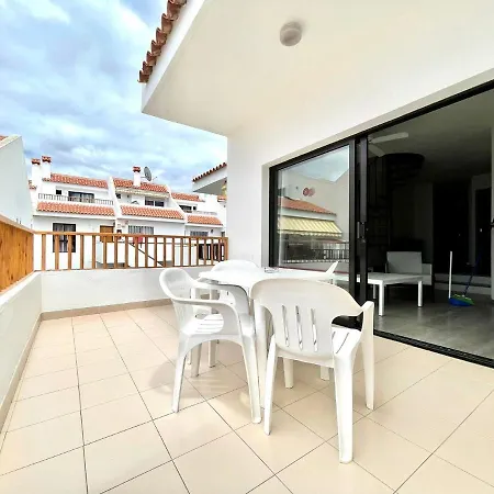 Appartamento Pool View With Wifi, Terrace, Kitchen At 600m Cristianos