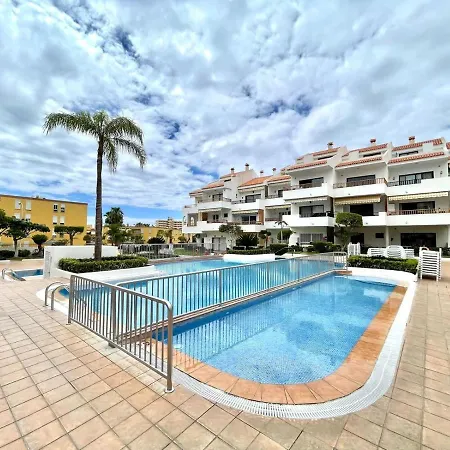 Pool View With Wifi, Terrace, Kitchen At 600m Cristianos Appartamento