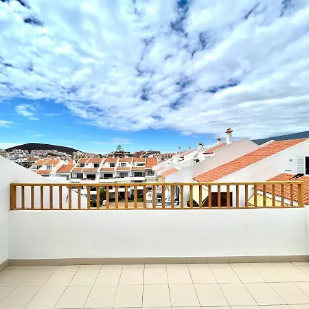 Pool View With Wifi, Terrace, Kitchen At 600m Cristianos *