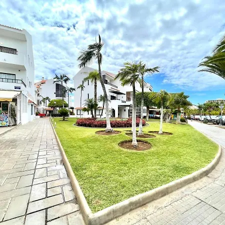 شقة Pool View With Wifi, Terrace, Kitchen At 600m Cristianos *